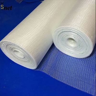 White Coated Fiberglass Mesh 5*5mm 4*4mm Fiberglass Insulation Mesh 50m - 200m Roll Length
