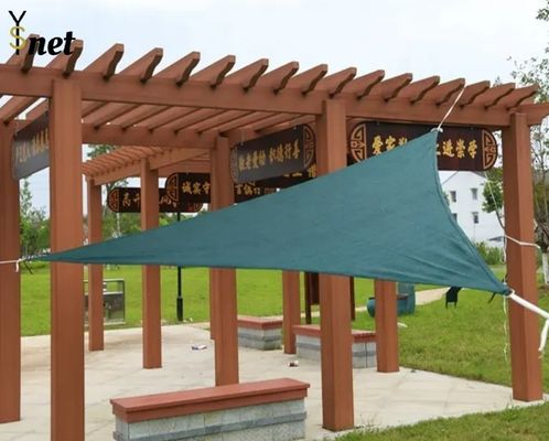 Tirai Matahari Segitiga 180gsm Pendinginan Canopy Tirai Matahari HDPE Bahan Baru Luar Taman Tirai Matahari Jaring